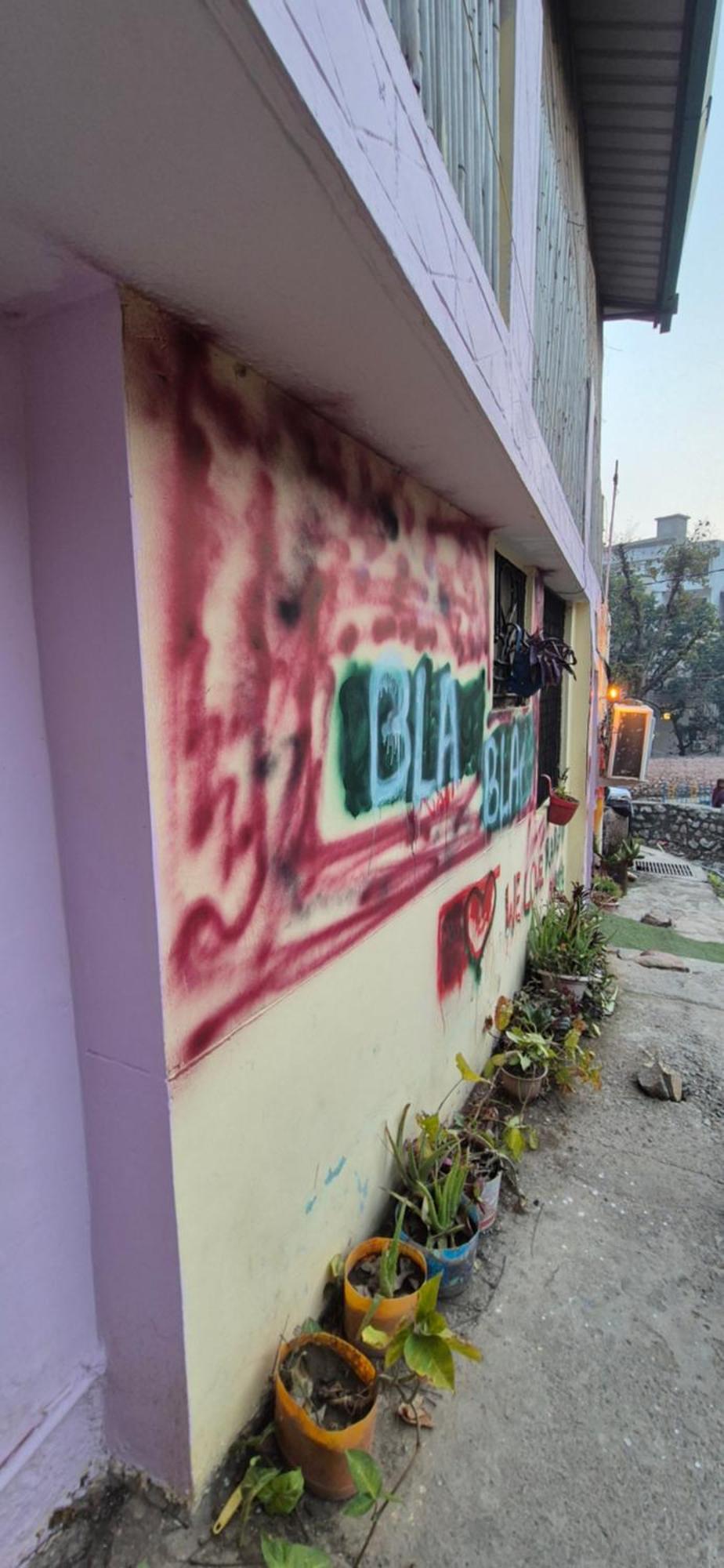 Blabla House Rishikesh Hostel Екстериор снимка